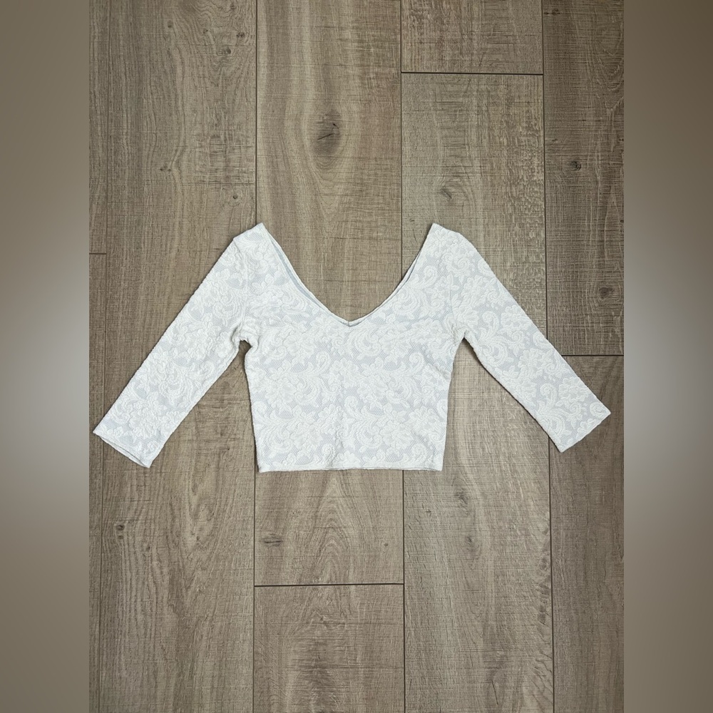 Abercrombie & Fitch White Lace Crop Top Size Medium